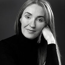 Lisa Gerrald, énekes